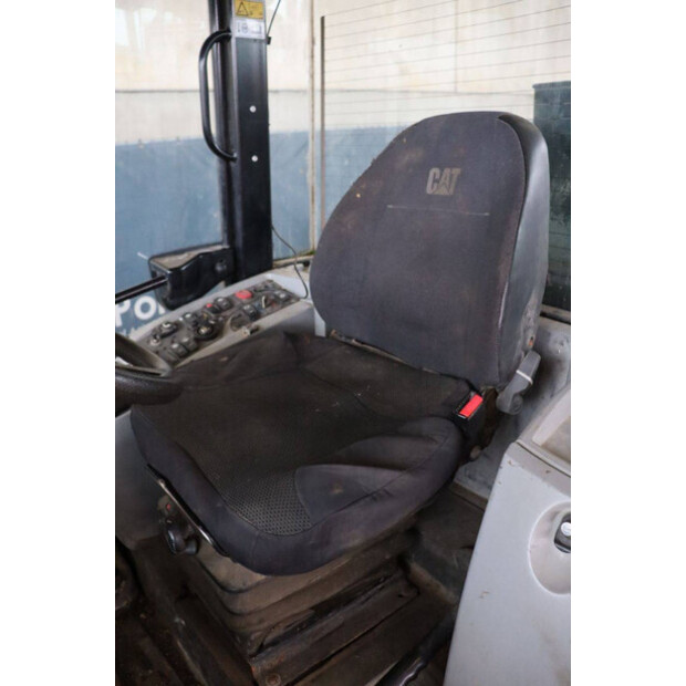 2015 كاتربيلر 906H-47347982