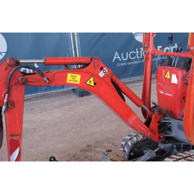 2016 Neuson E08-01-47348508