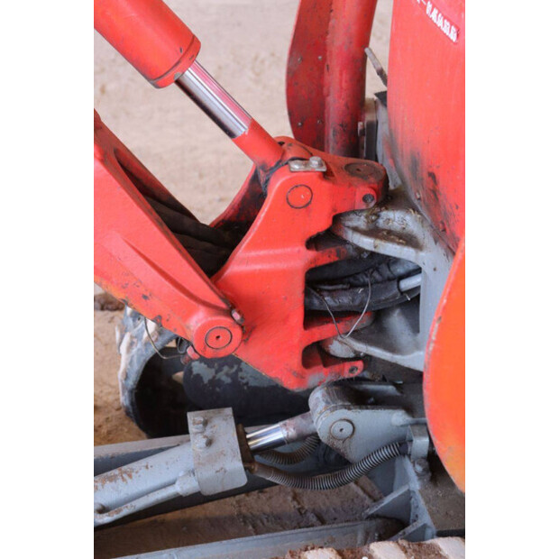 2016 Neuson E08-01-47348513