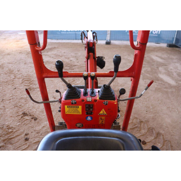 2016 Neuson E08-01-47348519