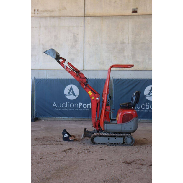 2016 Neuson E08-01-47348530