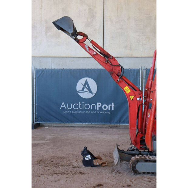 2016 Neuson E08-01-47348532
