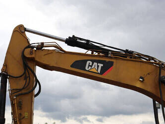 2015-caterpillar-336flxe-47349042