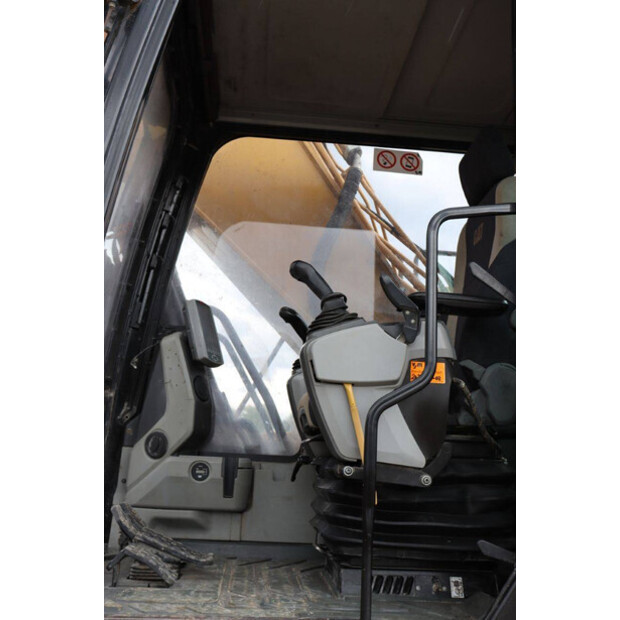 2015 كاتربيلر 336FLXE-47349068