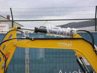 2025-titan-te30-47349140