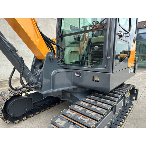 2016 Hyundai R60VS-47349383