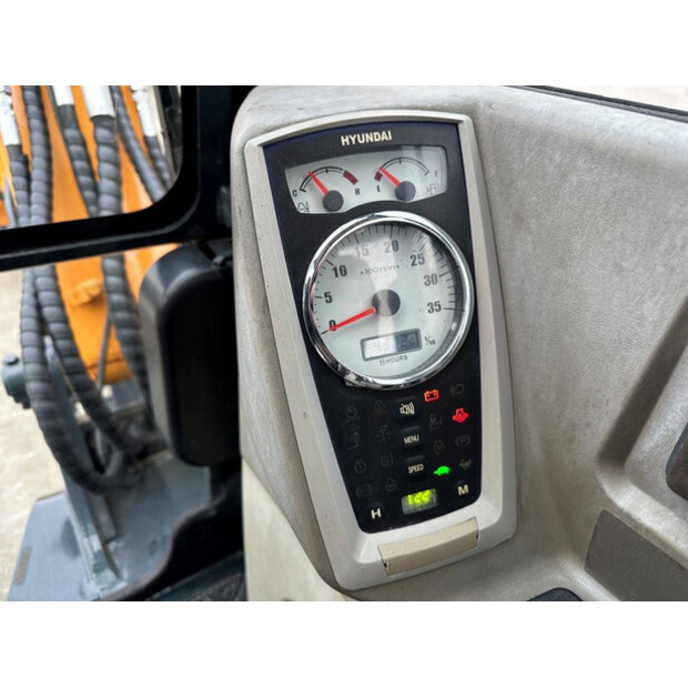 2016 Hyundai R60VS-47349402