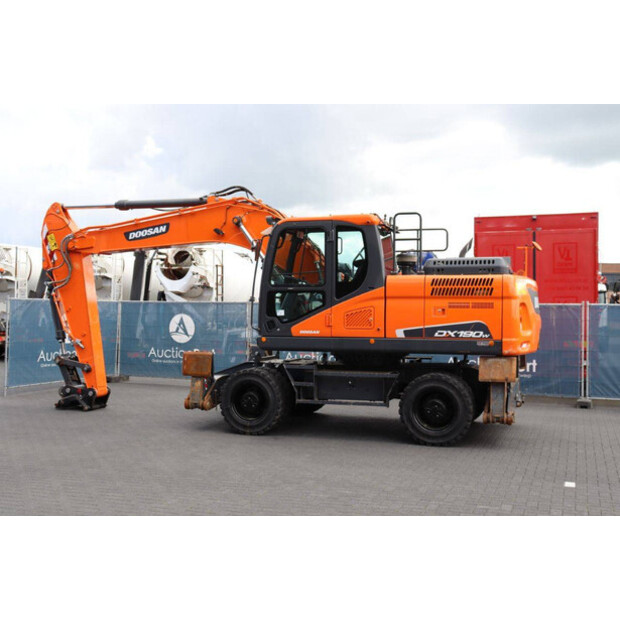 2021 Doosan DX190W-5-47349450