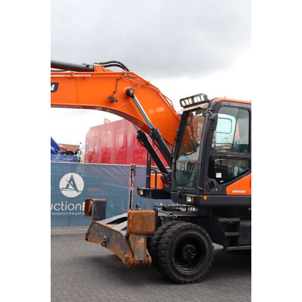 2021 Doosan DX190W-5-47349460