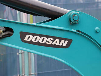 2021-doosan-dx19-1455784-47349584