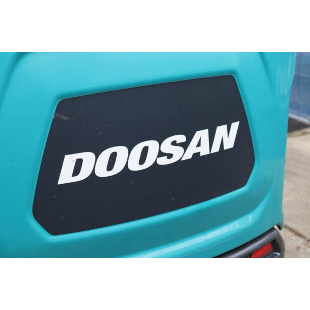 2021 Doosan DX19-47349592