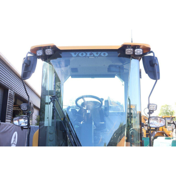 2019 فولفو SD135B-47349918