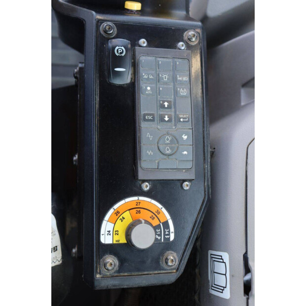 2019 فولفو SD135B-47349932