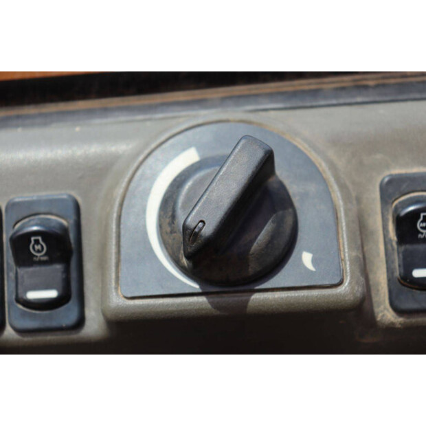 2012 CASE WX95-47350151