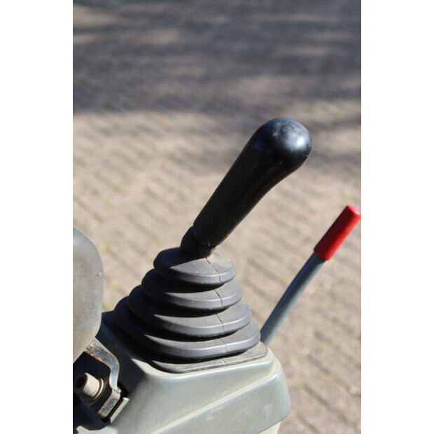 2017 TAKEUCHI TB216-47350678