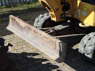 2020-caterpillar-301-7-1455815-47350702