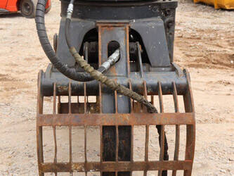 2009-jcb-sg-300-47350972