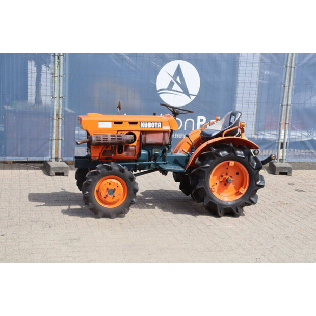 كوبوتا B7001-47351017