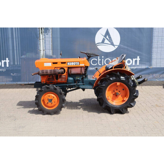 كوبوتا B7001-47351018