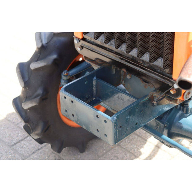 كوبوتا B7001-47351028