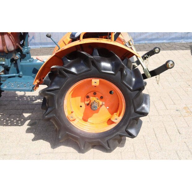 كوبوتا B7001-47351031