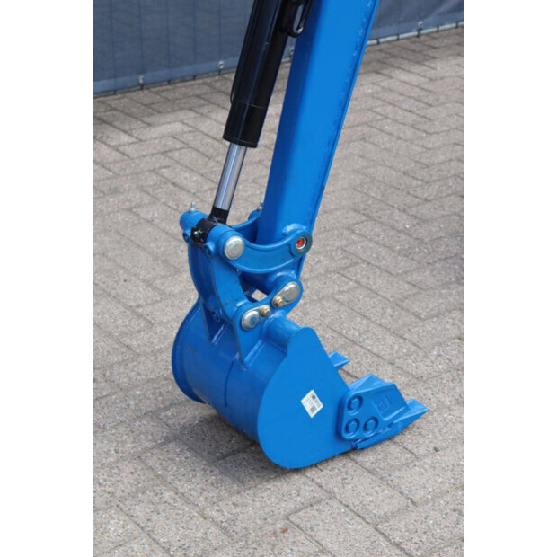 2025 Rippa R06-47351091