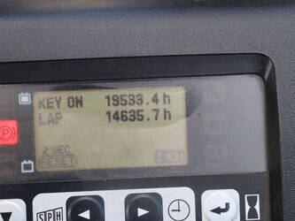 2013-toyota-8fbet16-1455828-47351141
