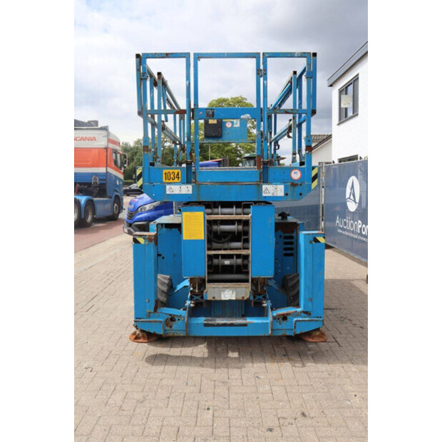 2012 Genie GS-4069-47351308