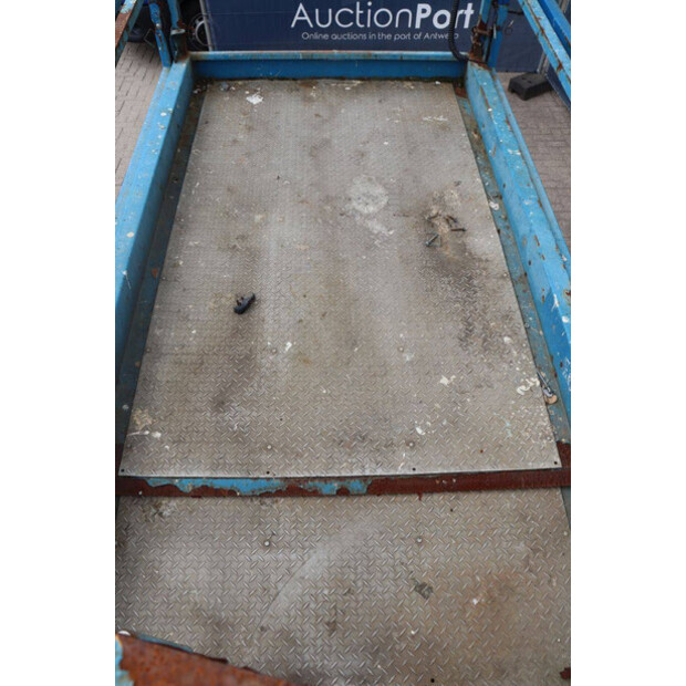 2012 Genie GS-4069-47351325