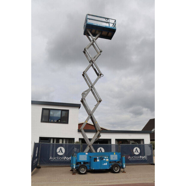 2012 Genie GS-4069-47351327