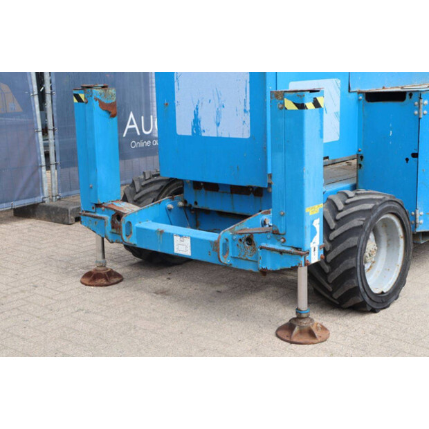 2012 Genie GS-4069-47351332