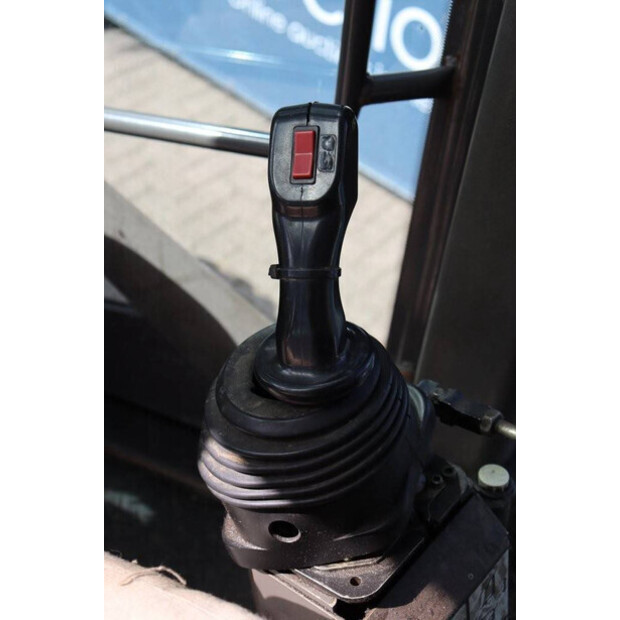 2002 Manitou AL85t-47351931
