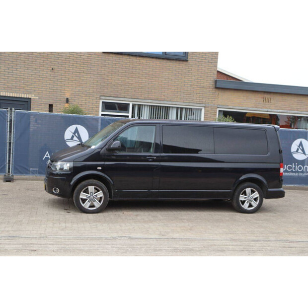 2011 Volkswagen Transporter T5-47352572