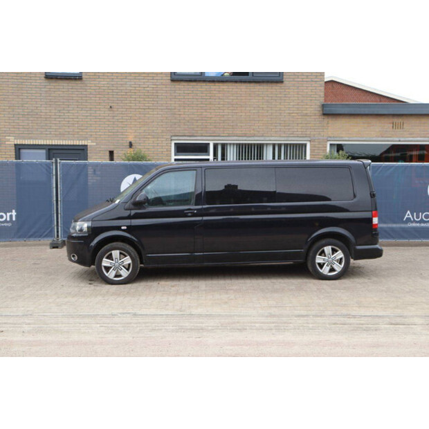 2011 Volkswagen Transporter T5-47352573