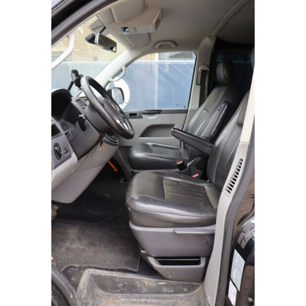 2011 Volkswagen Transporter T5-47352589