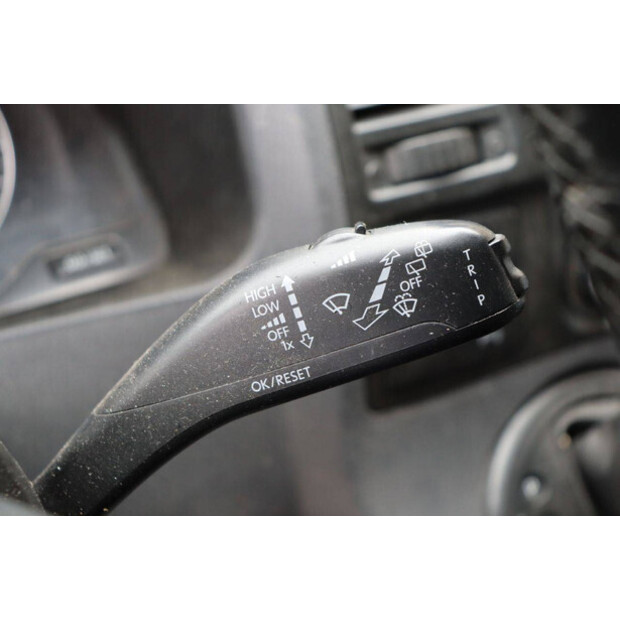 2011 Volkswagen Transporter T5-47352595