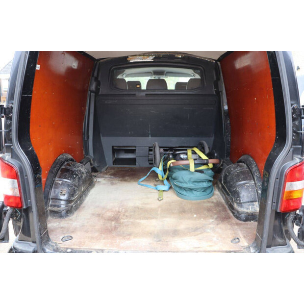 2011 Volkswagen Transporter T5-47352604