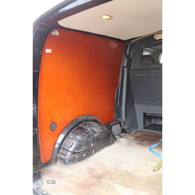 2011 Volkswagen Transporter T5-47352605