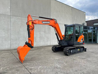 صورة ل حفارات 2020 دووسان DX55-9CN للبيع في بلجيكا