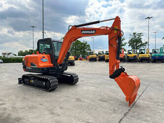 2020-doosan-dx55-9cn-47352805