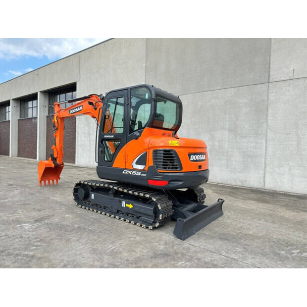 2020 دووسان DX55-9CN-47352808