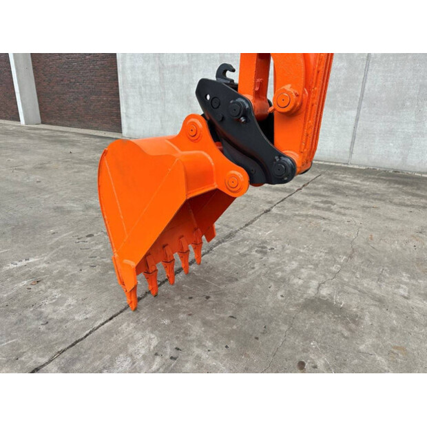 2020 دووسان DX55-9CN-47352810