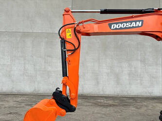 2020-doosan-dx55-9cn-47352813