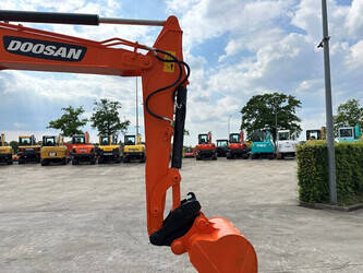 2020-doosan-dx55-9cn-47352814