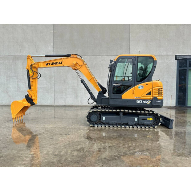 2016 Hyundai R60VS-47352851