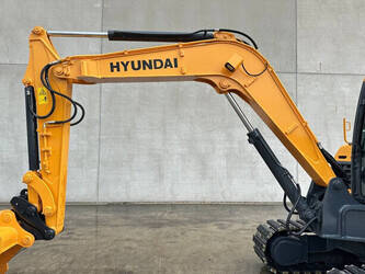 2016-hyundai-r60vs-1455878-47352857