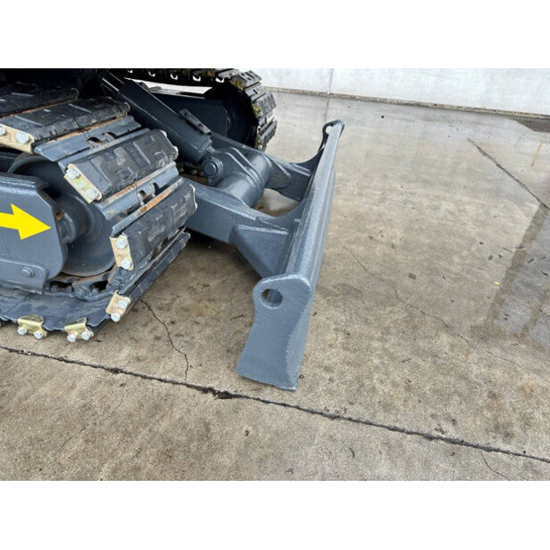 2016 Hyundai R60VS-47352868