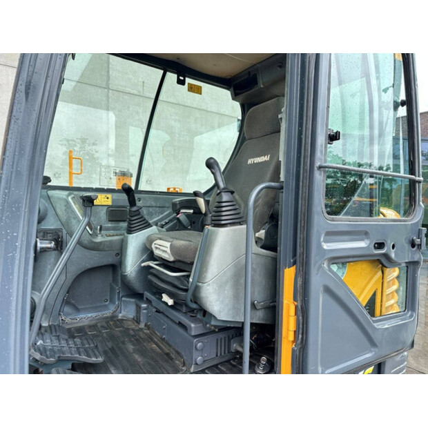 2016 Hyundai R60VS-47352877