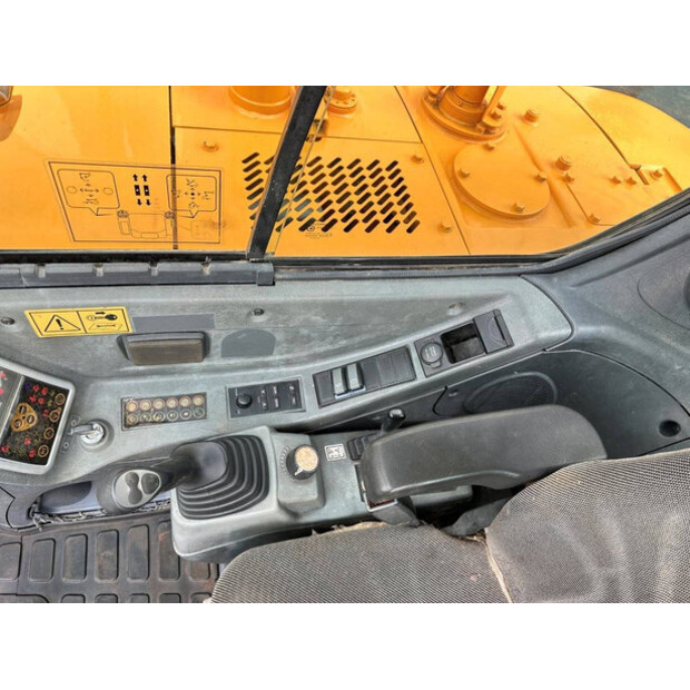 2016 Hyundai R60VS-47352879