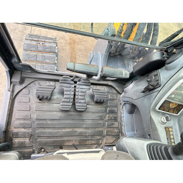 2016 Hyundai R60VS-47352881